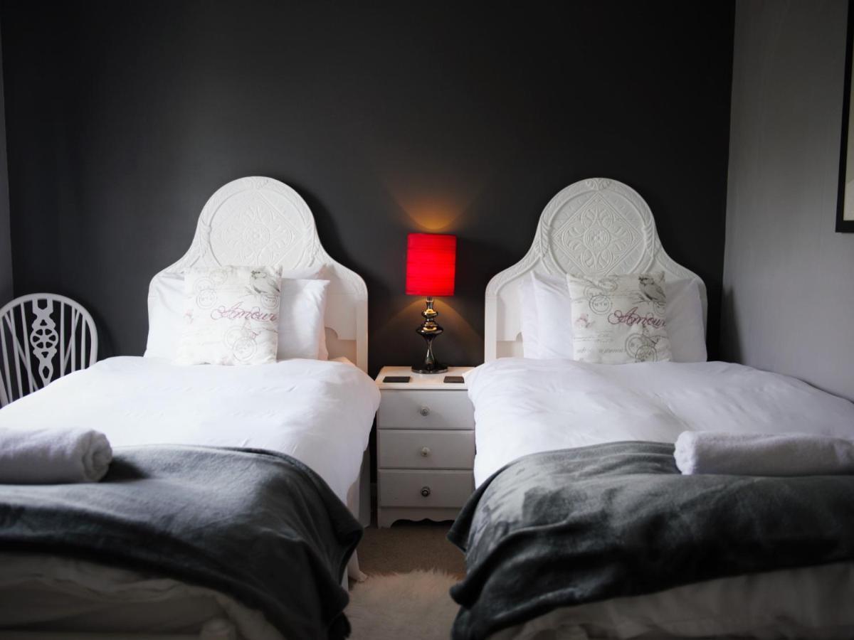 เวิร์ธ เฮาส์ Bed & Breakfast เวลส์ ห้อง รูปภาพ
